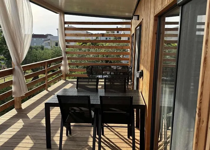Casa de Férias Mobile Dru Pakoštane